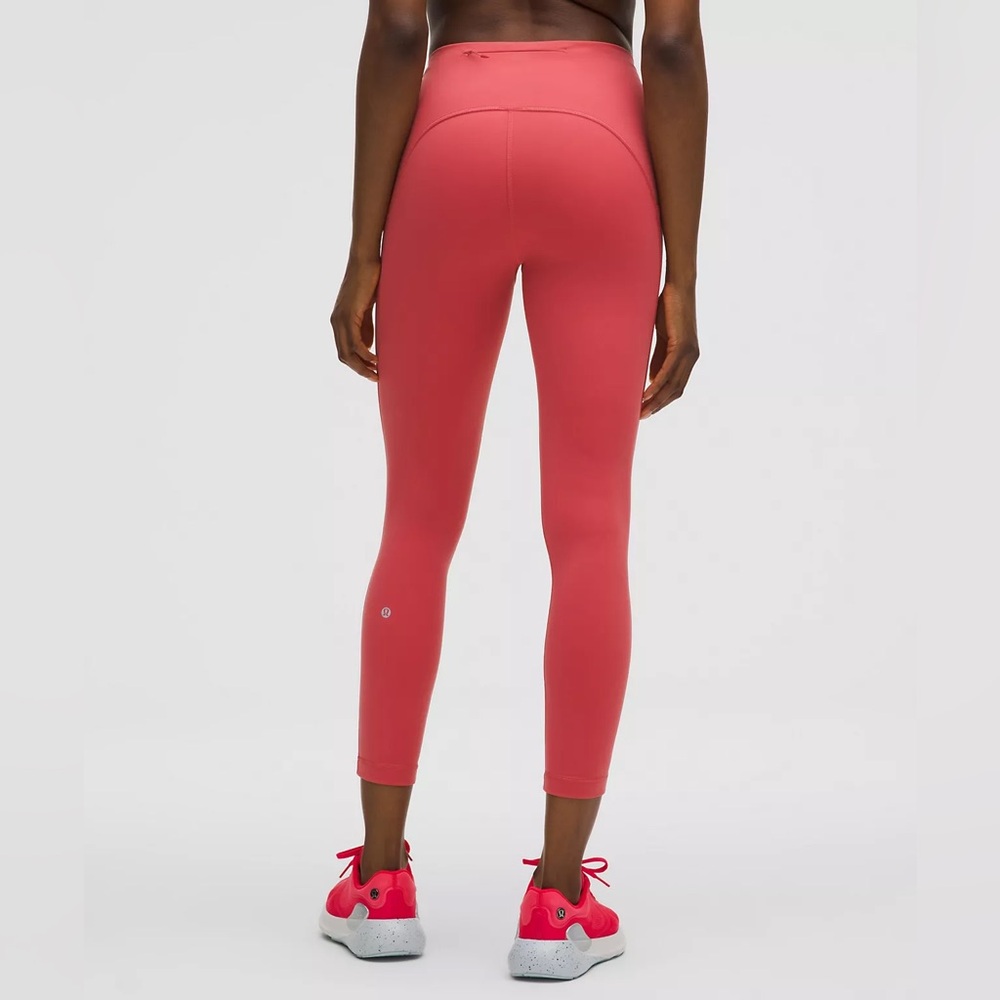 Lululemon Size 4 Crimson legging Workout pants with zip pocket on back see pics!
